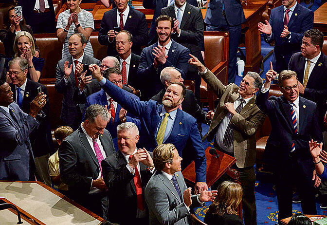 הרפובליקנים בבית הנבחרים אחרי ההצבעה | צילום: ALEX WONG, AFP yk14429562