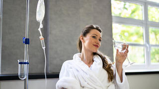 עירוי ויטמינים