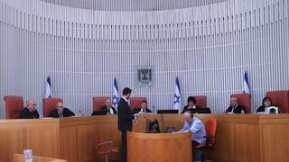 דיון בעתירה שהגישה האגודה לזכויות האזרח נגד החוק למניעת שידורים זרים