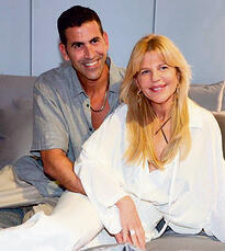 הזוג רינגלר ומשה. סופ"ש בתל־אביב | צילום: רפי דלויה וערן לם yk14441967