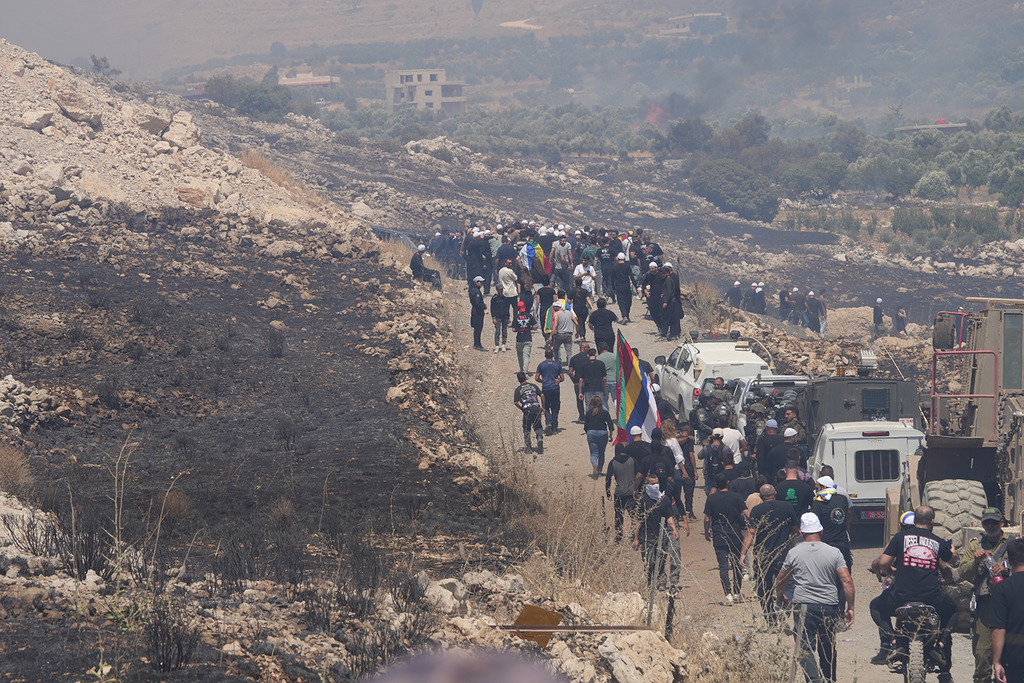 דרוזים חוצים לתוך גבול סוריה