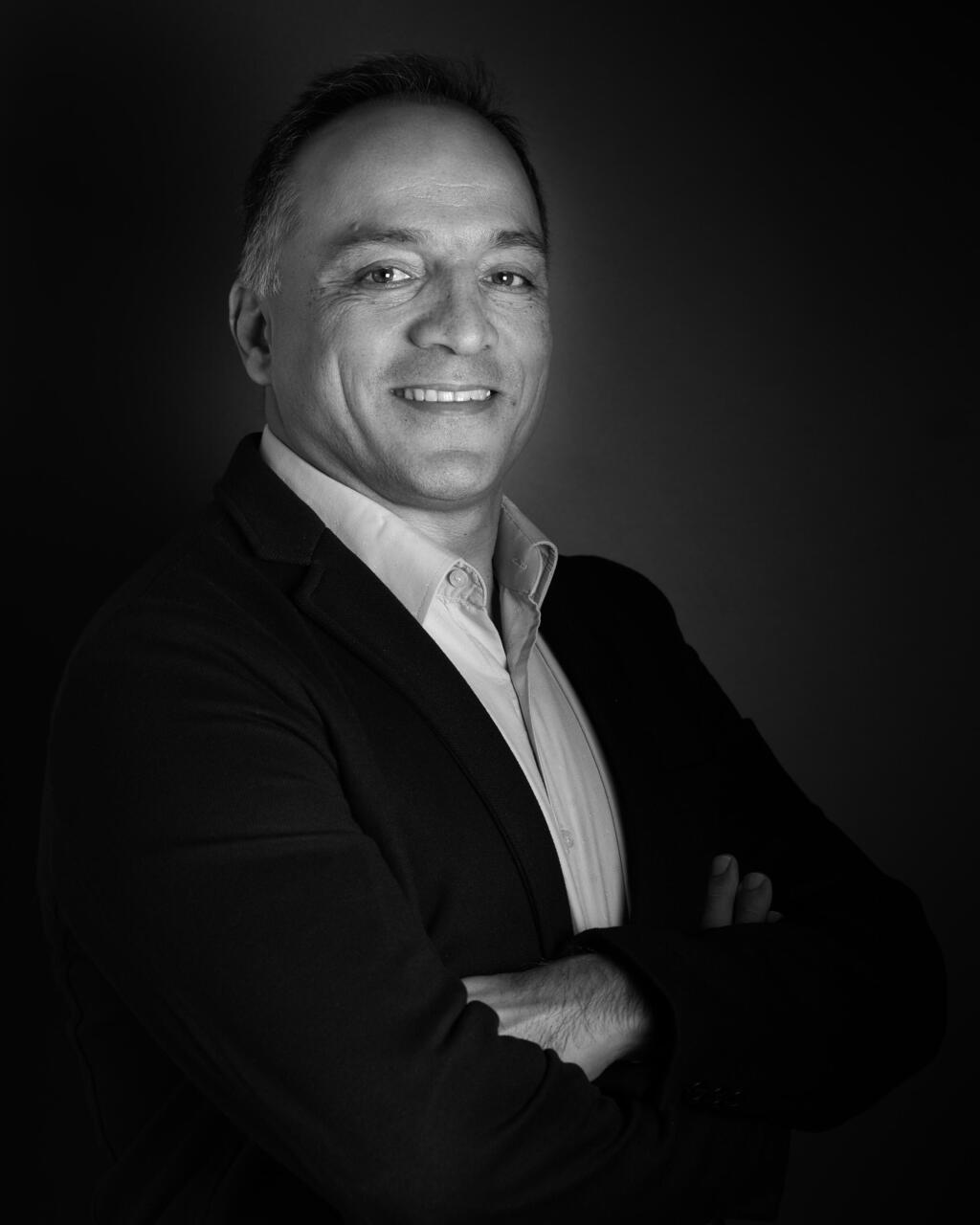 קובי מוטיב, מנכ"ל מטבחי רגבה (יח"צ) קובי מוטיב, מנכ"ל מטבחי רגבה