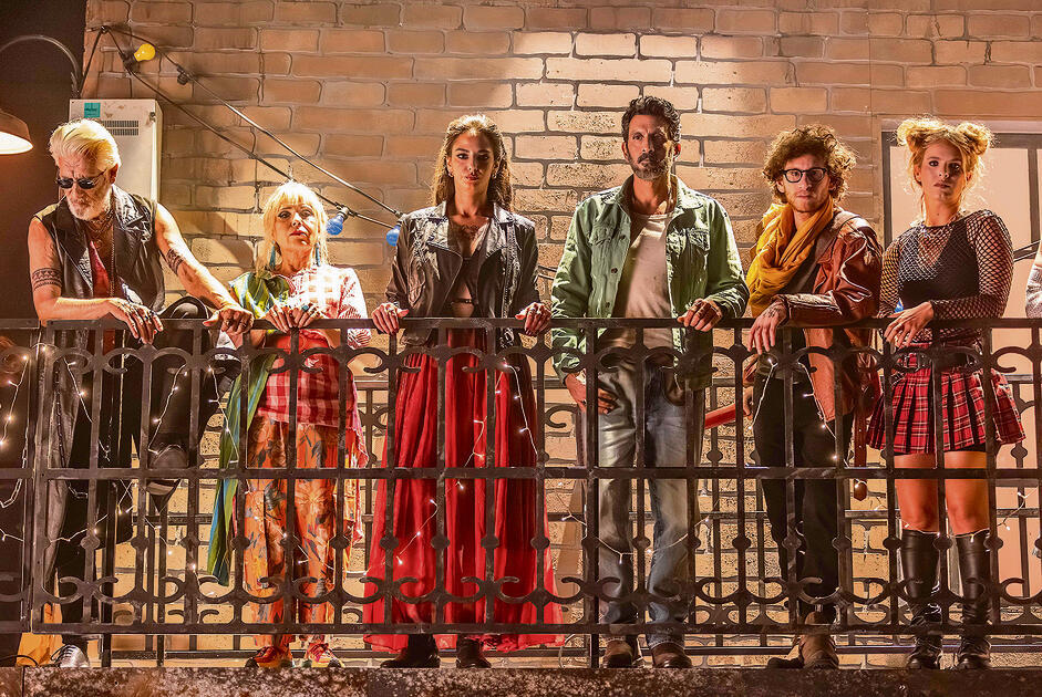 שחקני המחזמר | צילום: אלון לוין yk14445872