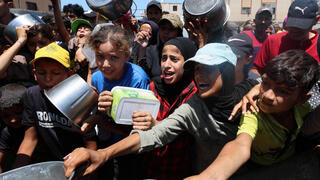 חלוקת מזון במרכז רצועת עזה