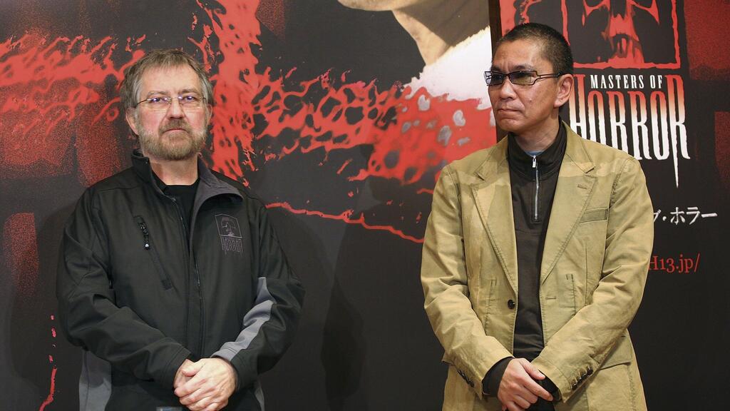 When sharp instincts meet a shoestring budget, Tobe Hooper, left, alongside director Takashi Miike (Photo: Koichi Kamoshida/Getty Images) טובי הופר