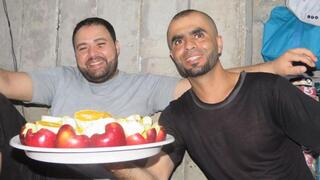 אוכל בשפע, על חשבון סבל התושבים - מחבלי חמאס במנהרות