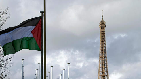 קו אדום בצרפת? הצעת חוק נגד אנטישמיות מודרנית