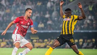 א.א.ק אתונה הפועל באר-שבע אליאל פרץ