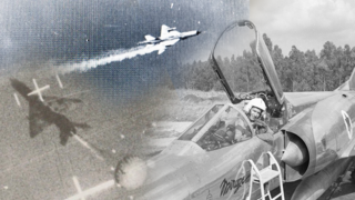 גיורא אפשטיין ליד מטוס מיראז