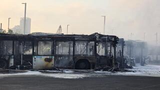 שריפה בחניון אוטובוסים בבת ים