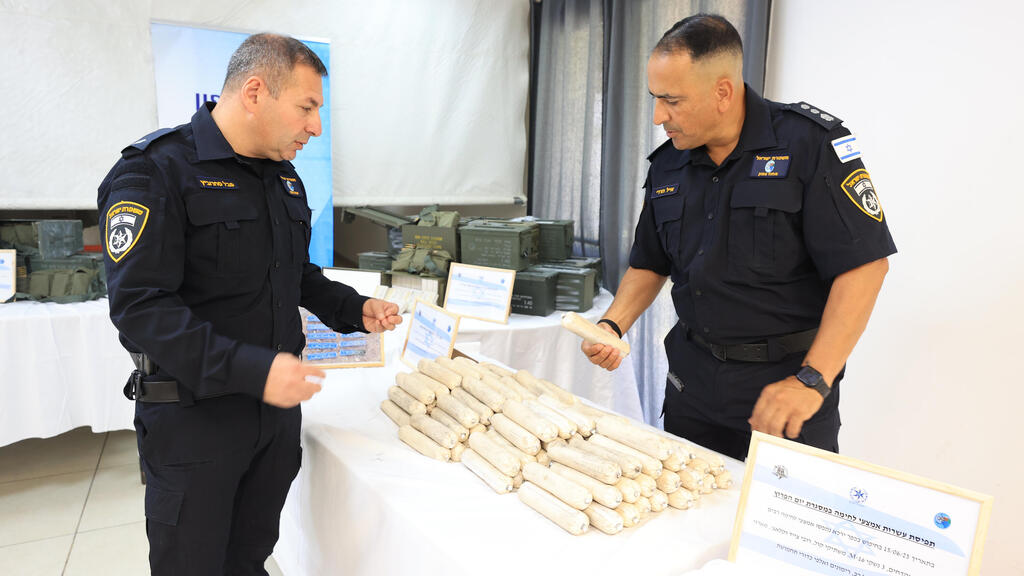 צילום: אלעד גרשגורן המשטרה עצרה שבעה חשודים שעסקו בסחר באמל"ח צבאי ביו"ש