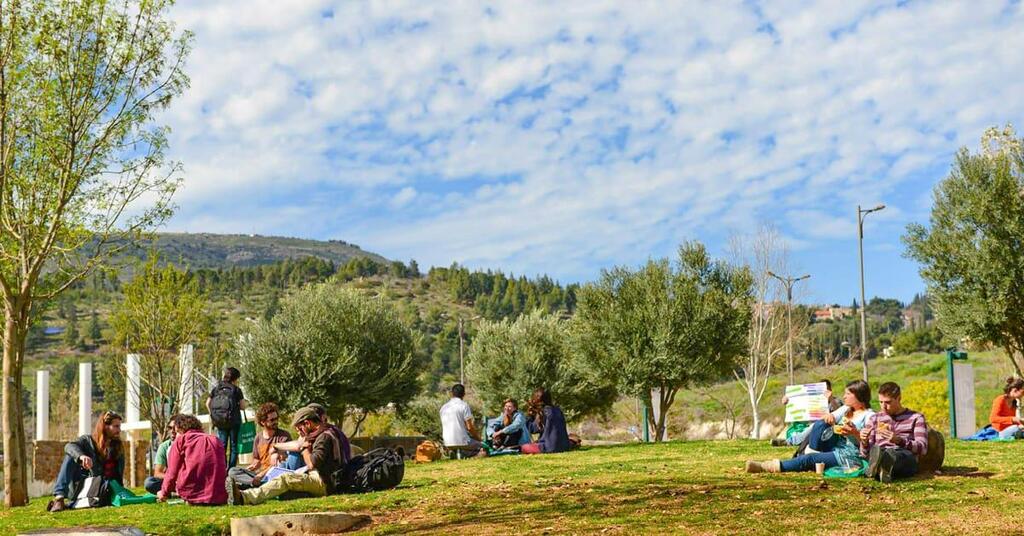 באדיבות מכללת תל חי