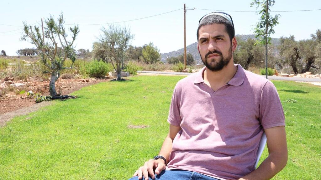 "הגירוש היה פרידה נוספץ מאבא". שילה ביטון (צילום: שאול גולן) שילה ביטון, בילדותו התגורר בכרם רעים פונה משם וכעת 20 שנה אחרי חזר כלוחם לשם ברצועת עזה