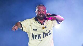 עומר אדם, מתוך ההופעה באצטדיון רמת גן