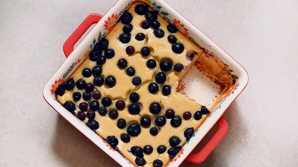 Cheesecake and blueberry squares (Photo: Yediot Acharonot) yk14462615