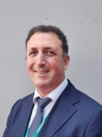 ד"ר רון בטש, מנהל השירות לאורתופדיה אונקולוגית