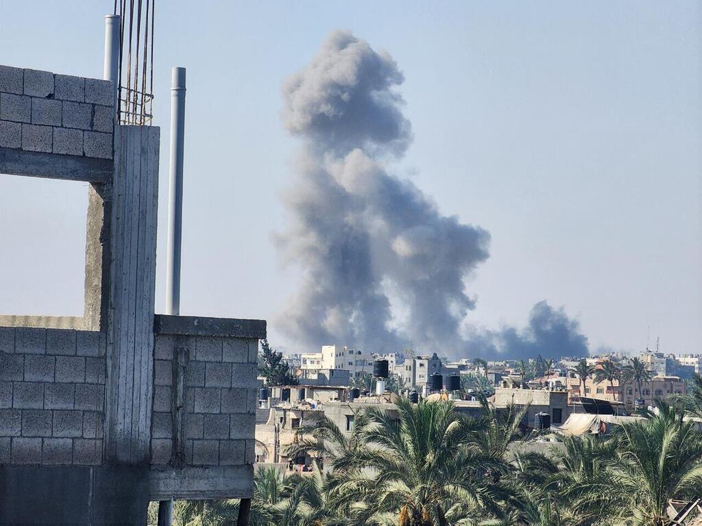IDF attacks in central Gaza תקיפה בדיר אל-בלח