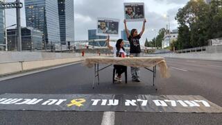 עינב ונטלי צנגאוקר בשולחן לשבת באיילון דרום