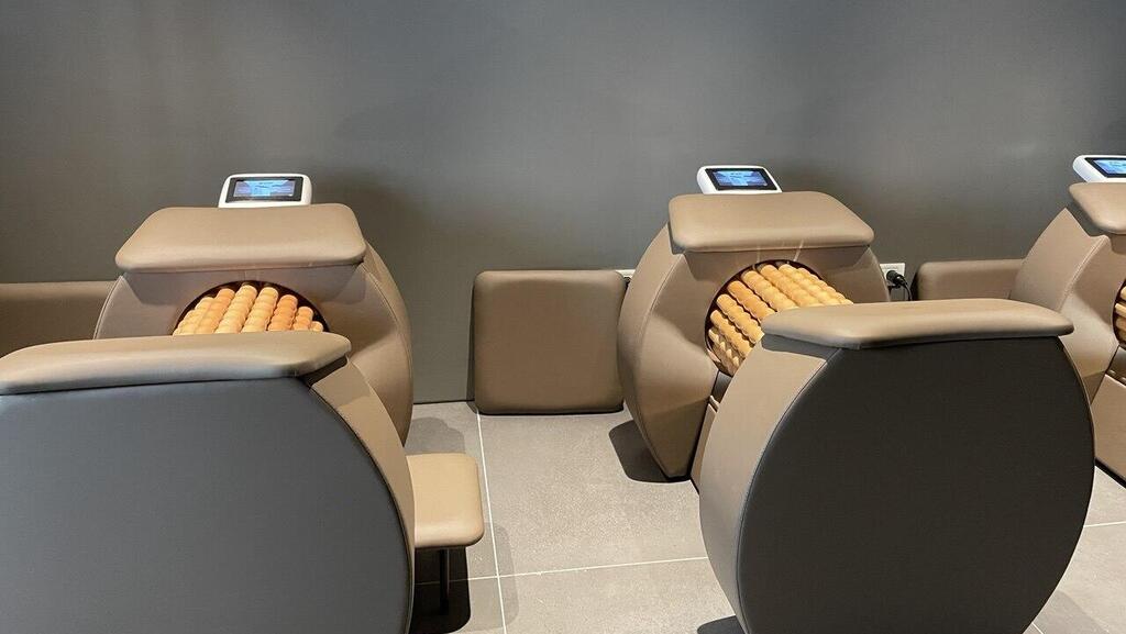 מכשירי הבודי רולר (צילום: נילי לוין) WLNS CLUB