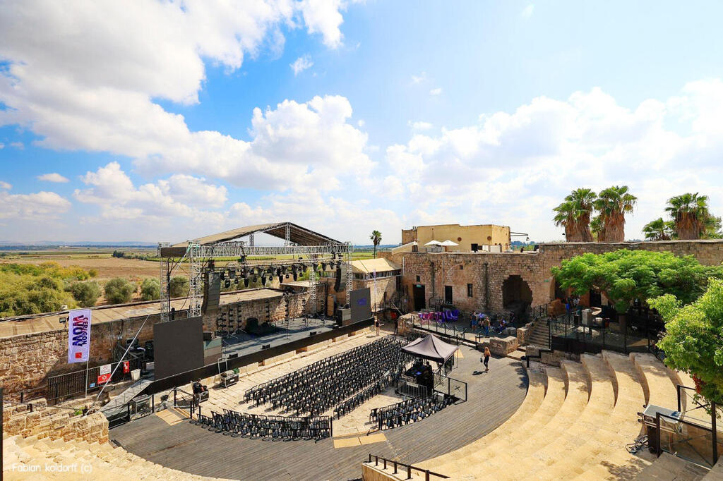 באדיבות זאפה