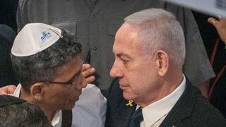 אביו של שורד השבי: "מאז 1996 מערכת המשפט החליטה להפיל את נתניהו והימין"