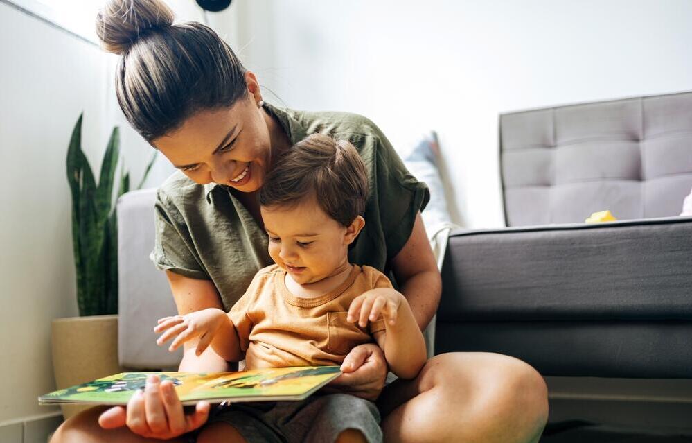 תקריאו להם מגיל ינקות (צילום: shutterstock) עידוד קריאה