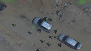 תיעוד מהרצועה: מחבלים חמושים משתמשים ברכב עם סמל מזויף של ארגון "המטבח המרכזי העולמי" וחוסלו מהאוויר