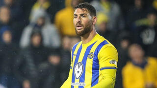 עטר במדי מכבי ת