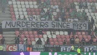 השלט של אוהדי מכבי חיפה נגד ראקוב