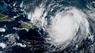 סופה סופת הוריקן ארין הים הקריבי 