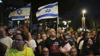 עצרת בכיכר החטופים ביום "ישראל עוצרת"