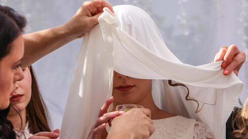 Not Just Decoration The Tradition Of The Bridal Veil In Judaism Not Just Decoration The Tradition Of The Bridal Veil In Judaism