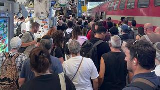 עומסים בתחנת רכבת סבידור עומסים בתחנת רכבת סבידור