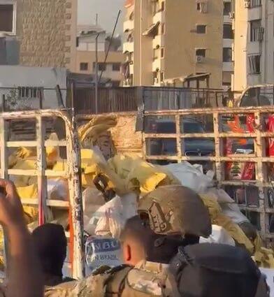 A truck carrying weapons reportedly surrendered by Palestinian gunmen leaves the Burj al-Barajneh refugee camp in Beirut, Lebanon לבנון מחנה פליטים פלסטיני בורג' אל בראג'נה מסירת נשק פלסטיני למדינה משאית עם הנשק