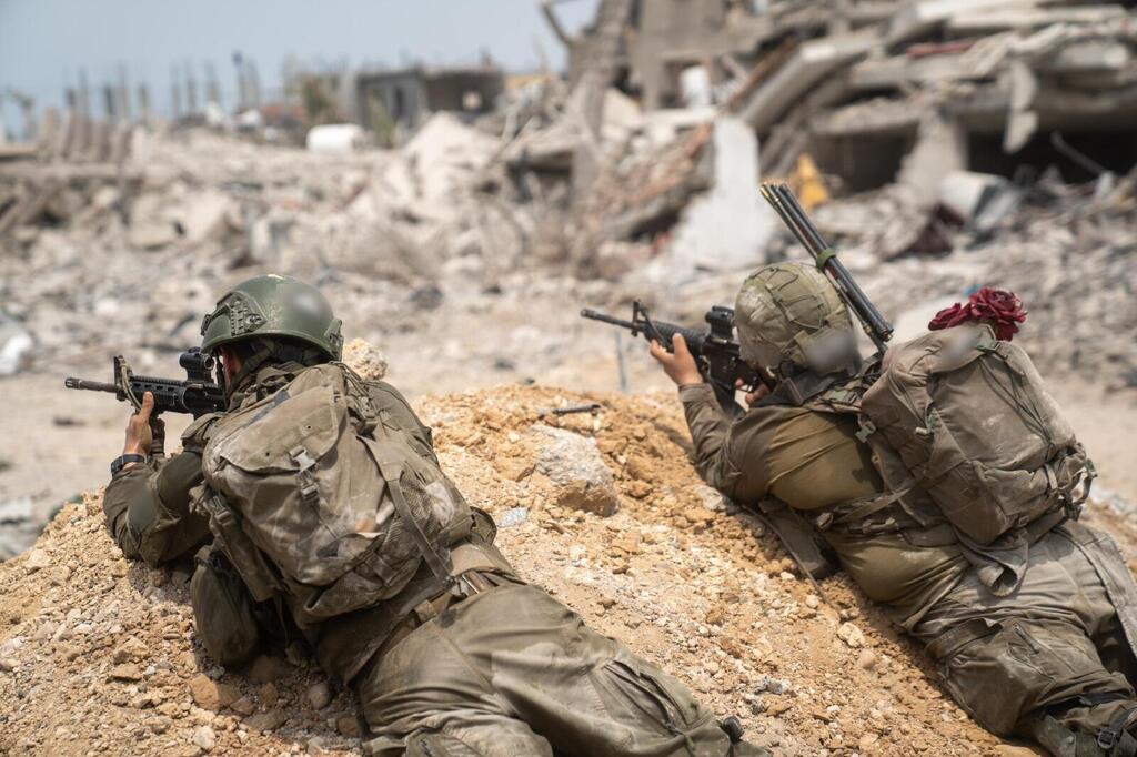 פעילות כוחות צה"ל בדרום חאן יונס (צילום: דובר צה"ל) פעילות כוחות צוות הקרב של חטיבת כפיר בדרום חאן יונס