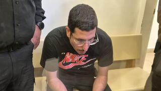 אוראל שרון - המורה שחשוד בעבירות מין ואונס בתלמידתו בת ה 12