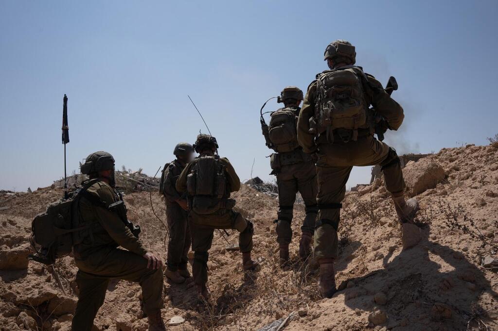 IDF forces operating in Gaza (Photo: IDF) פעילות כוחות צוות הקרב של החטיבה הדרומית במרכז רצועת עזה