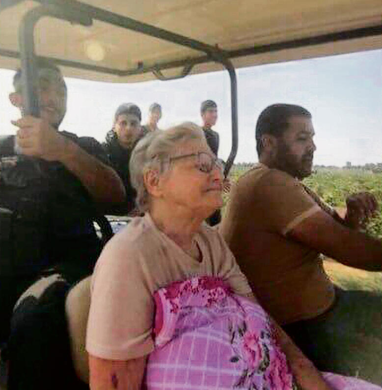 חטיפתה של יפה אדר. "התקשרתי לאבא ואמרתי: 'סבתא בעזה'" yk14492527