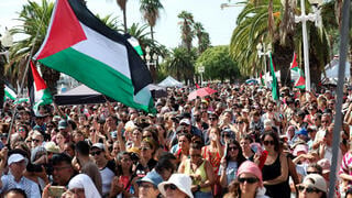 ספרד נמל ברצלונה מפגינים פרו פלסטינים פלסטיניים משט סומוד צומוד