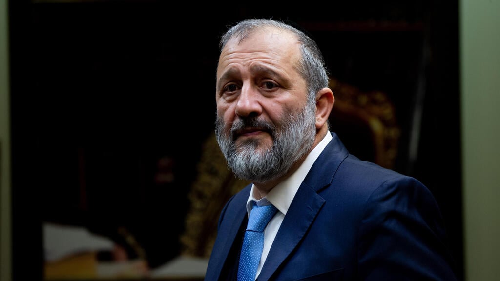 דרעי רוצה לחזור לממשלה, אך יתקשה לשוב ללא החרדים האשכנזים (צילום: אוהד צויגנברג) אריה דרעי