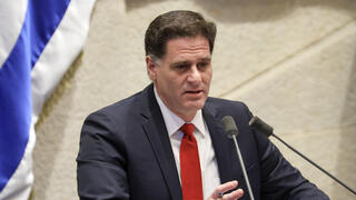המחאה של משפחות החטופים  נגד הארגון האמריקני-ישראלי: אל תתנו לדרמר במה