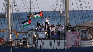 משט פרו פלסטיני יוצא מ ברצלונה לרצועת עזה