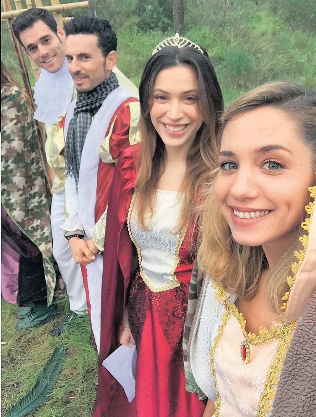 שירן סנדל עם הקאסט של "גאליס"