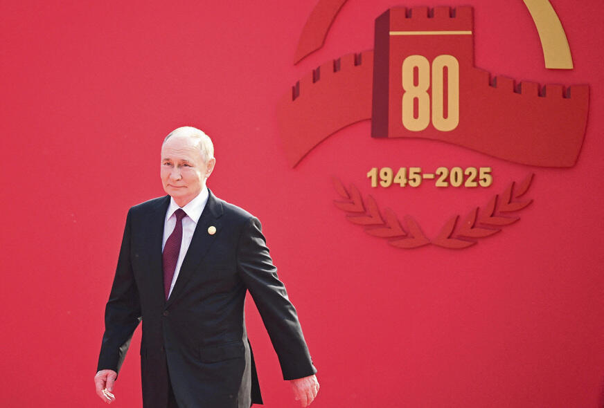 מרגיש מחובק. פוטין | צילום: רויטרס yk14500562