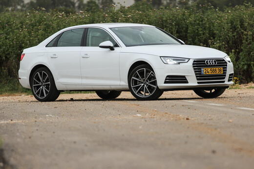 אודי A4