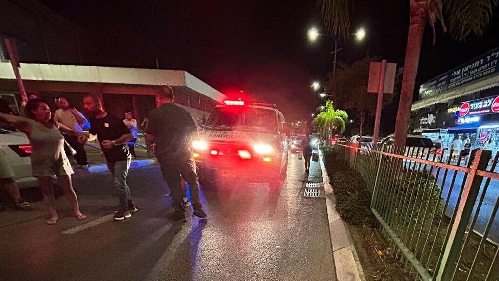 זירת התאונה באור עקיבא (צילום: תיעוד מבצעי מד"א) זירת תאונת הדרכים באור עקיבא