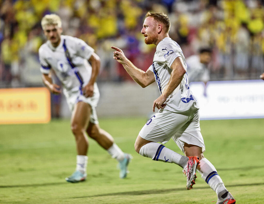 ניצחון עם שחר. מכבי ת"א חגגה בגרין עם רביעייה | צילום: גיל נחושתן yk14513730