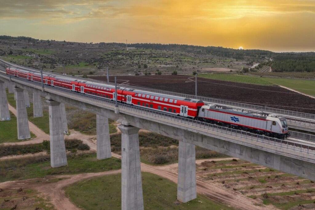 הרכבת תחת אש - והביקוש בשיא: "לא הפסקנו תנועה אפילו לרגע"