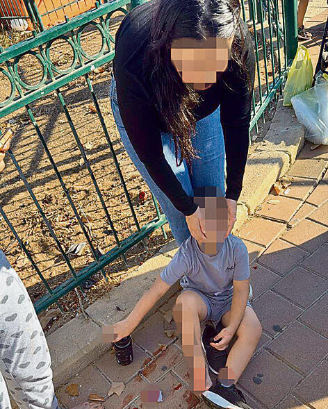 בנה הפצוע של וופא אחרי האירוע הטרגי | צילום: דוברות מד"א yk14521167