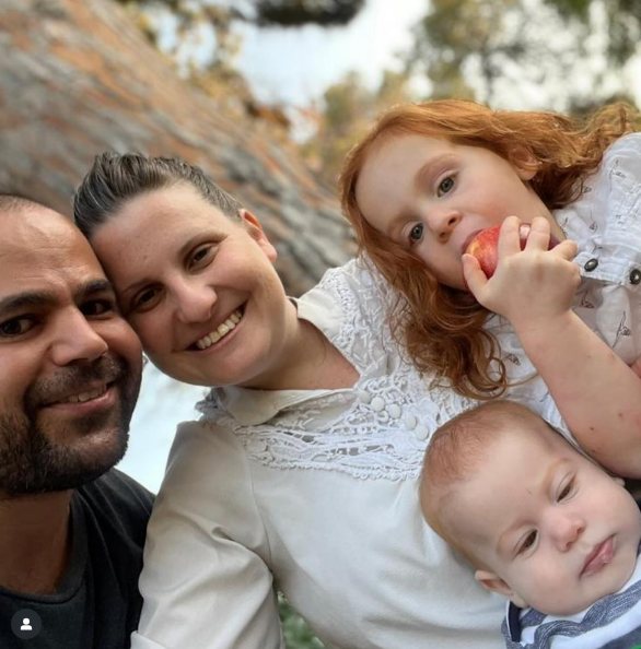 The Bibas family, Yarden, Shiri, Ariel and Kfir (Photo: Instagram) ירדן ביבס לשירי, אריאל וכפיר: "בלעדיכם החגים לא חגים"